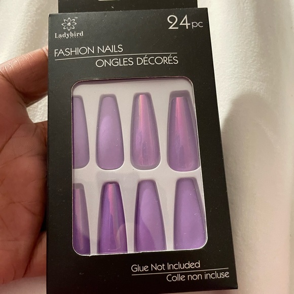2 PACK PURPLE NAILS BUNDLE - Picture 5 of 5